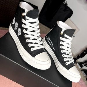 WOLVES FOREVER WALK 1-DIOS HIGH TOP SHOE IN BLACK/OFF WHITE